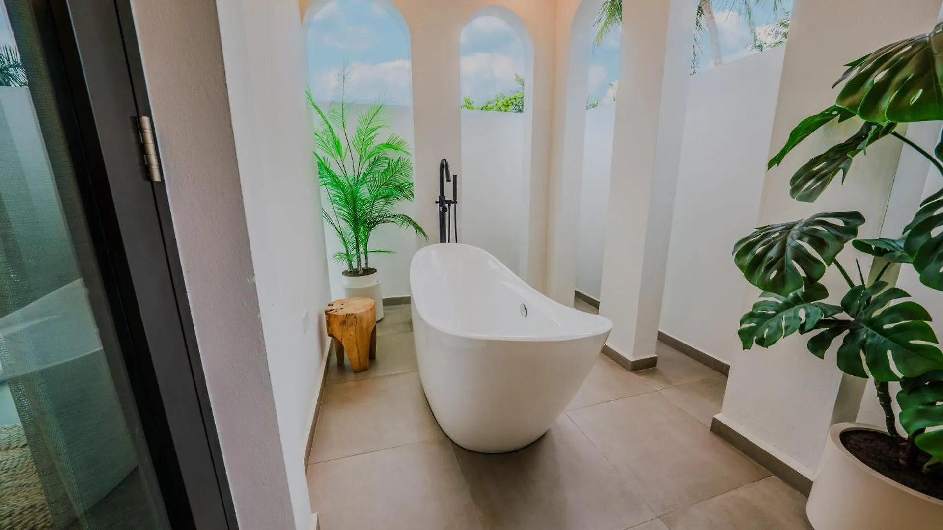 Casa Loba Luxe Apartment With Pool And Ocean Views Rincon 0*,