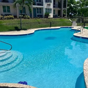 Lovely 2 Bedroom With Pool And Access Rincon
